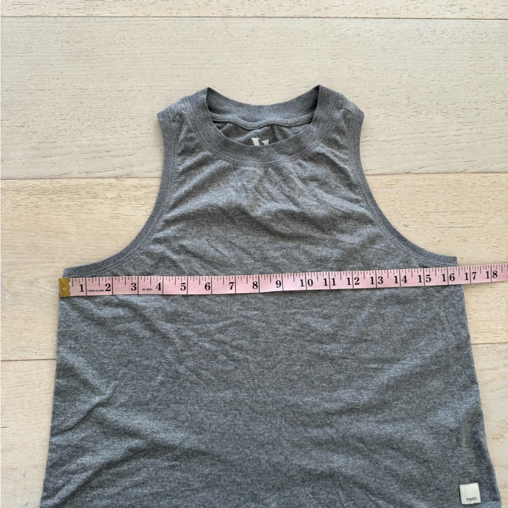 ♥️… Vuori Energy tank muscle Top Grey XS - Picture 8 of 9